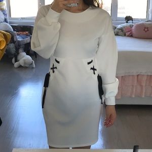 White long sleeve dress